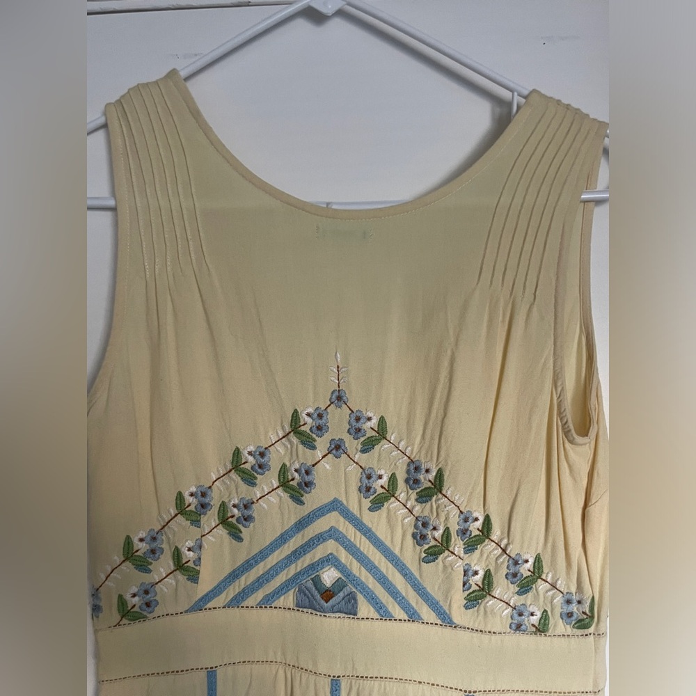 Kimchi Blue 🩵 Yellow and Blue Embroidered Mini Dress, M 💛 - Picture 4 of 7